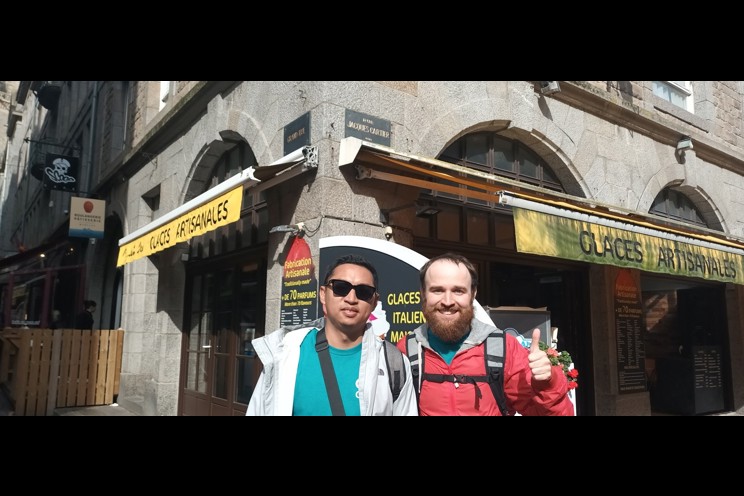 Cleavon And Charles At The First Challenge, A Selfie In Rue Jacques Cartier